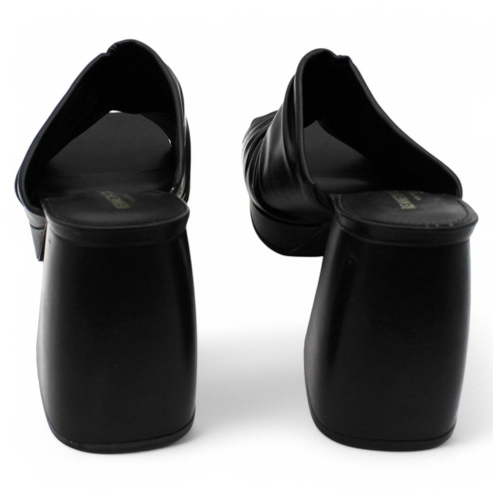 Kenneth Cole New York Sandals - Picture 5 of 5